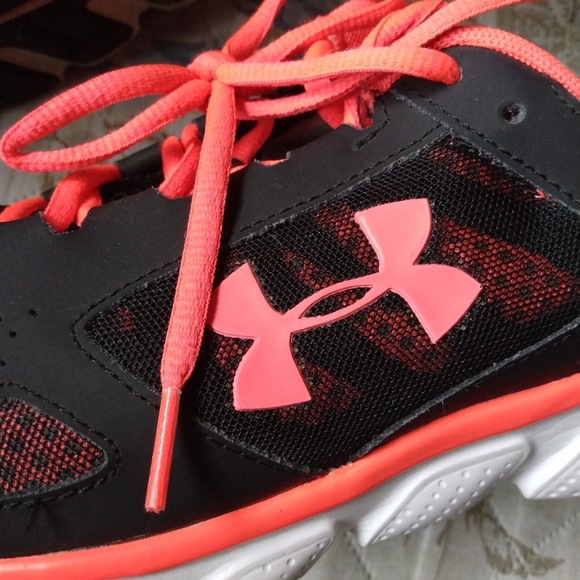 Under Armour Women's Mesh Training/Running Athletic Low Top Sneakers SZ 9.5 - Picture 10 of 13